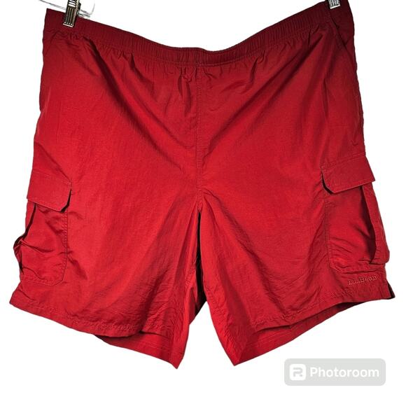LL Bean Men's Red Classic Supplex Cargo 10" Sport Shorts in Red, NWT, Size XXL - Picture 1 of 12